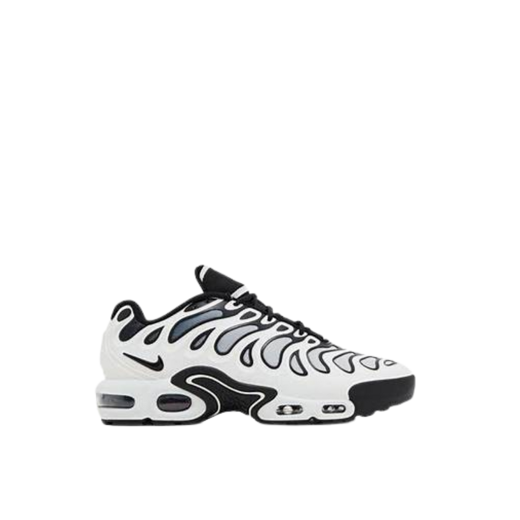 NIKE AIR MAX PLUS DRIFT BLACK& WHITE