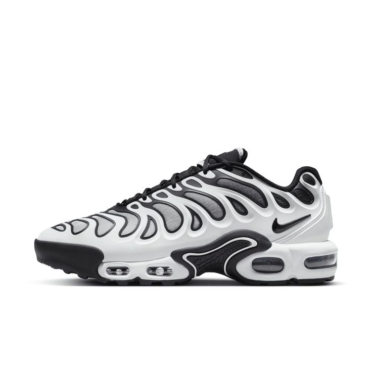 NIKE AIR MAX PLUS DRIFT BLACK& WHITE