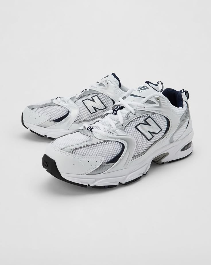 NEW BALANCE 530