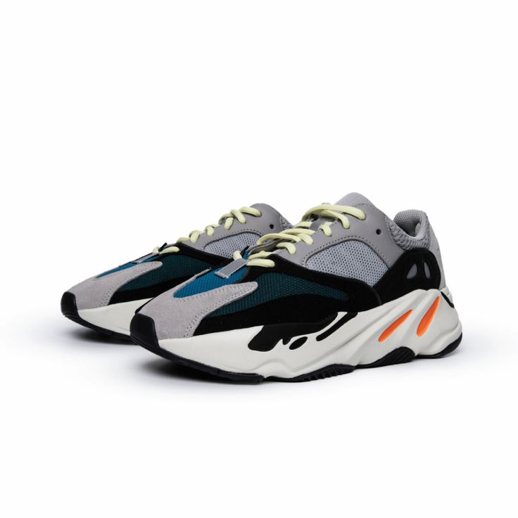 ADIDAS YEEZY RUNNER 700