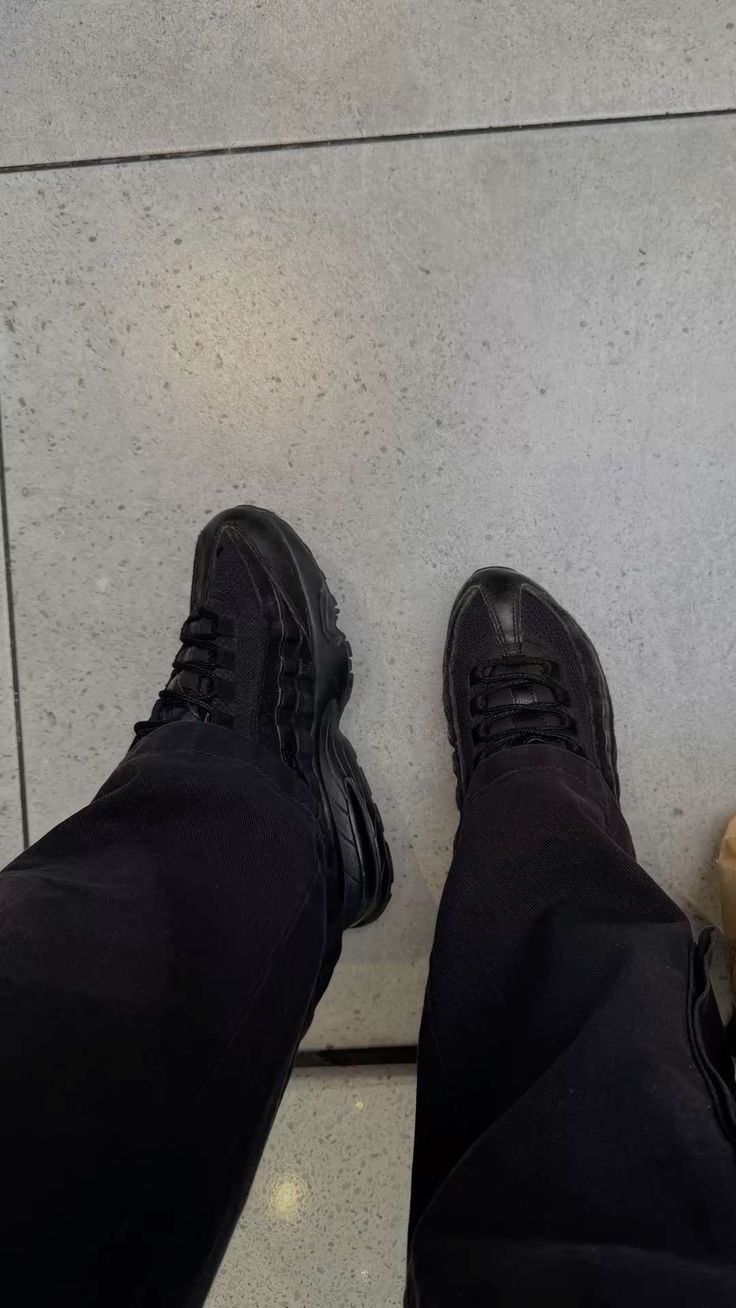 AIR MAX 95 BLACK